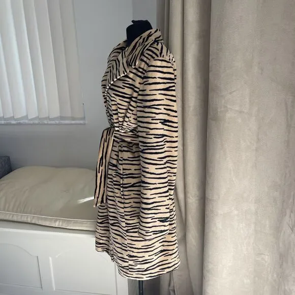 Bebe Faux Fur Tiger Stripe Beige Black Belted Coat L